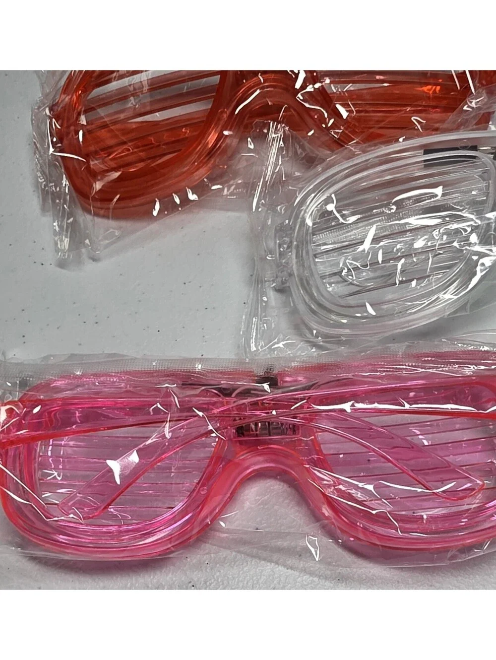 Pack of 5 LED Glasses for Kids Adults Glow In The Dark Party Favors 5-Colors